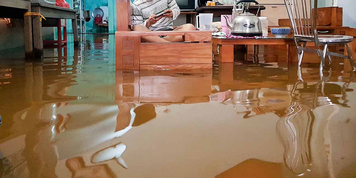 Cách Chặn Nước Tràn Vào Nhà Đơn Giản
