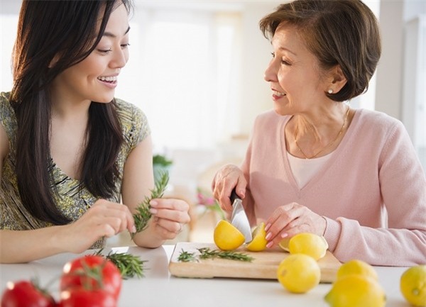 Mẹo vặt làm mới đồ cũ để ghi điểm với mẹ chồng