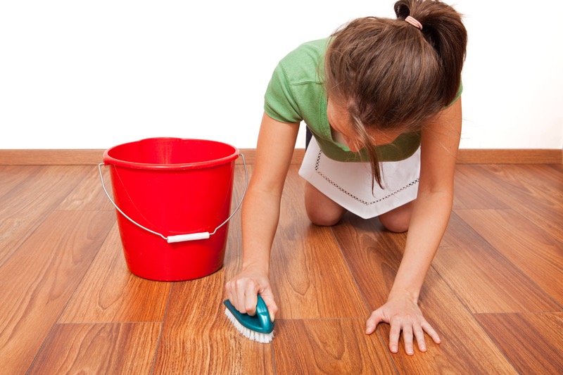 Mẹo lau sàn nhà cho từng loại chất liệu