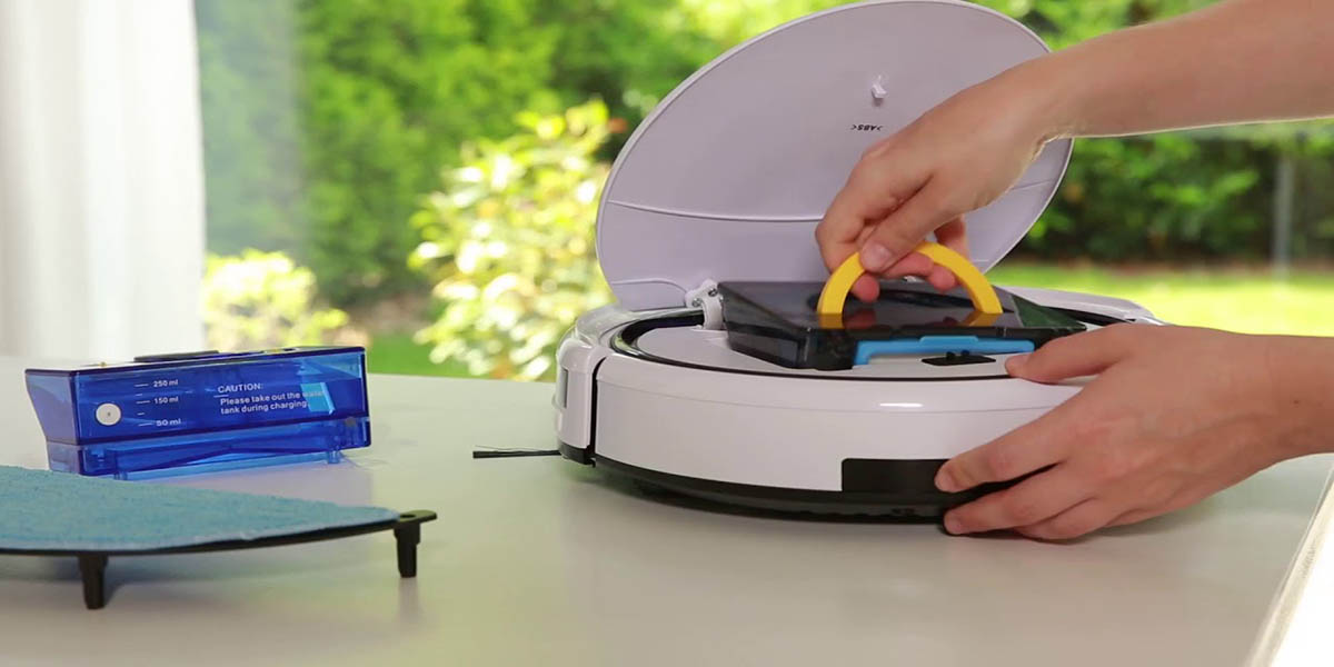 Cách Vệ Sinh Robot Hút Bụi Nhanh, Dễ Dàng
